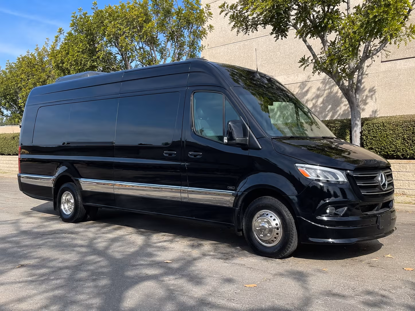 find the perfect transportation for your next convention or trade show 4