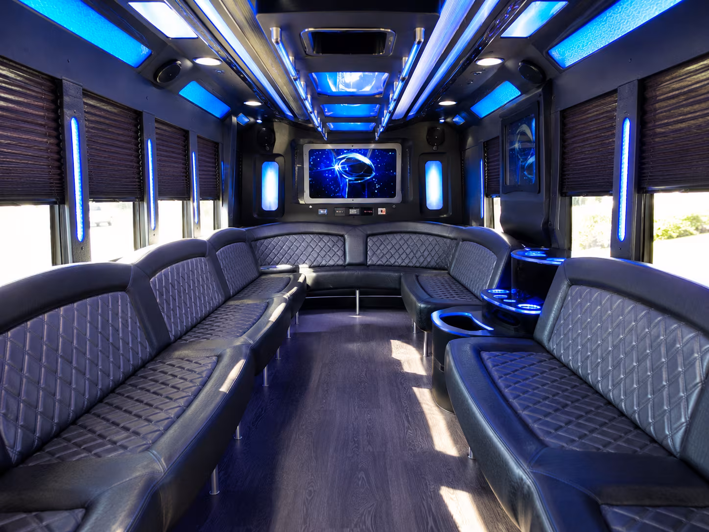 lawton bus rental service area