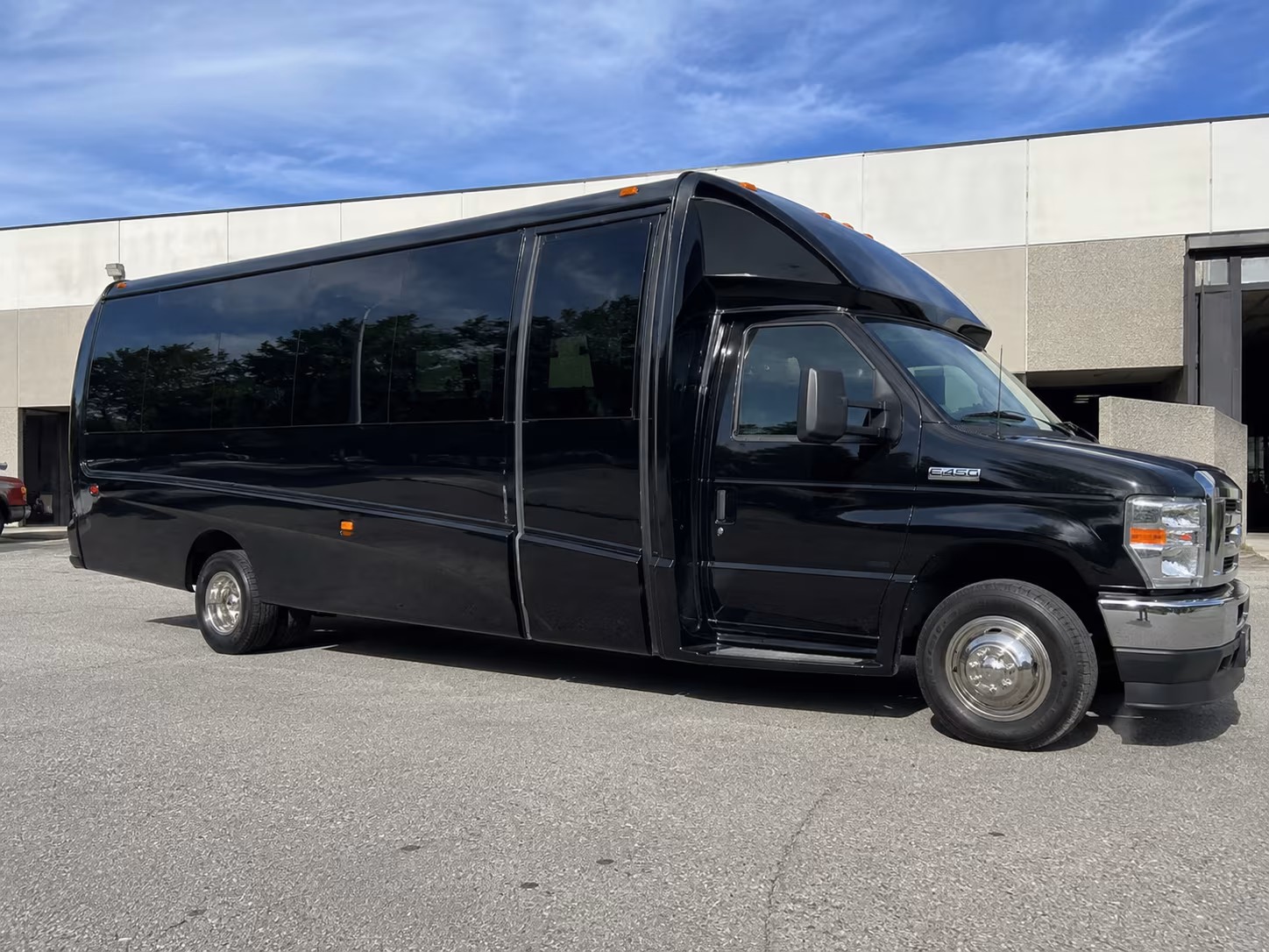 minibus rentals for bachelor nights out in lawton oklahoma