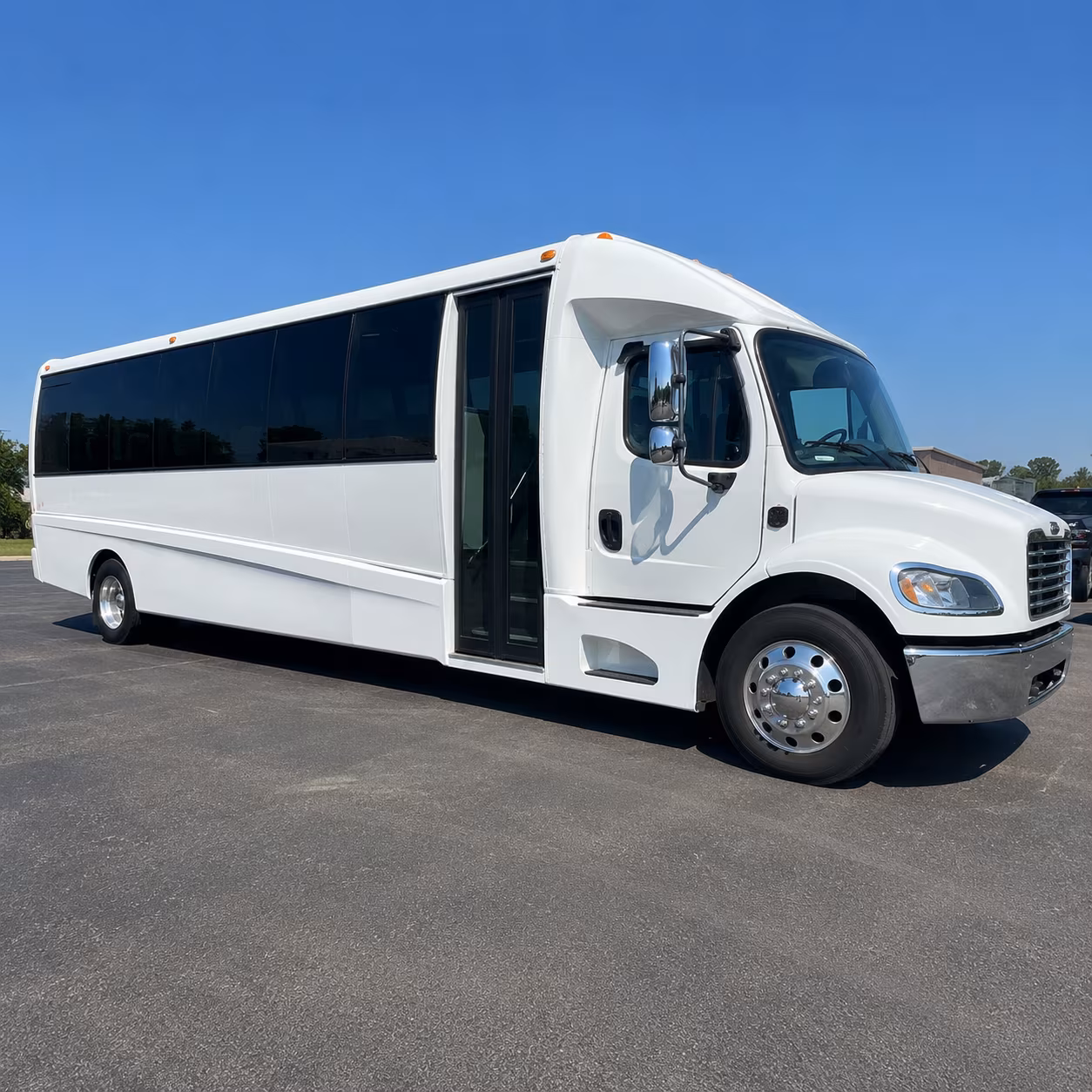 minibus rentals for lawton wedding party transportation