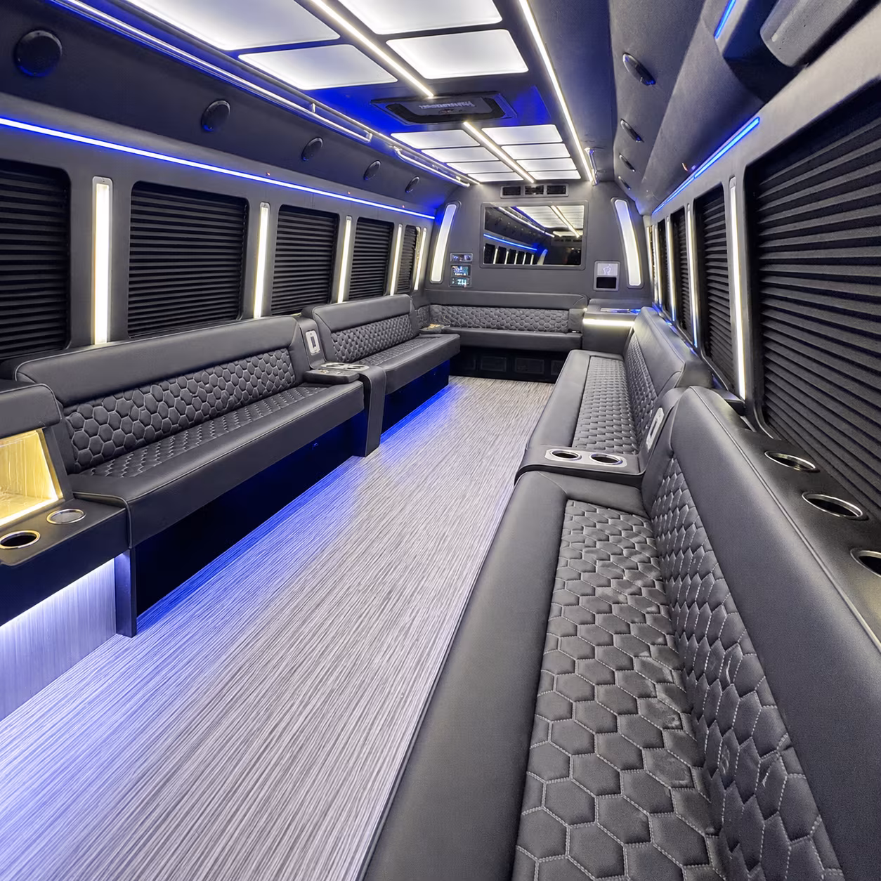 shuttle buses for lawton events that drive airport arrivals